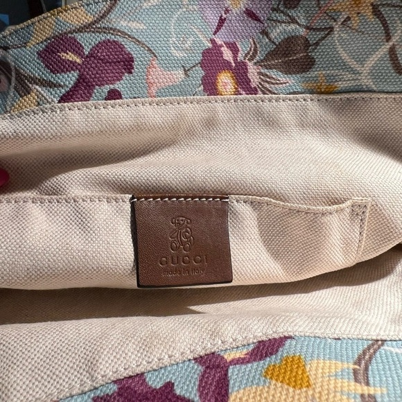 Like New Gucci Japan Exclusive Floral Bear Tote Turquoise - Picture 5 of 11
